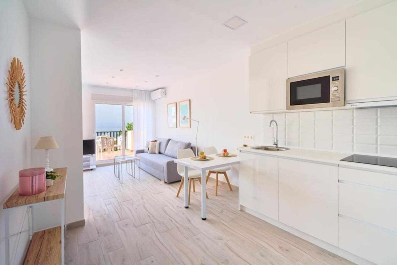 Apartamento Primera Línea De Playa Vistas Al Mar Elviria *