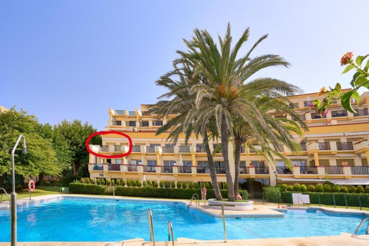 Primera Línea De Playa Vistas Al Mar Elviria Apartamento *